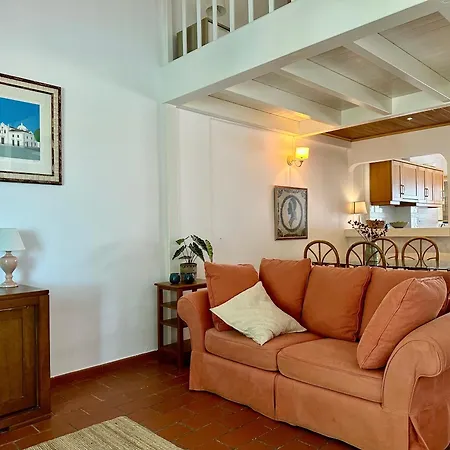 Apartment The Tree House 96c -