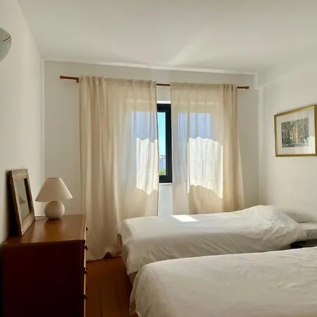 Apartment The Tree House 96c -