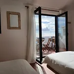 The Tree House 96c -