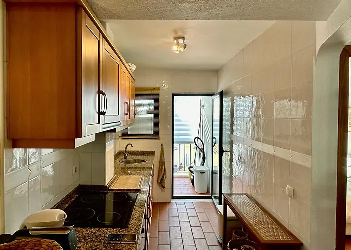 The Tree House 96c -