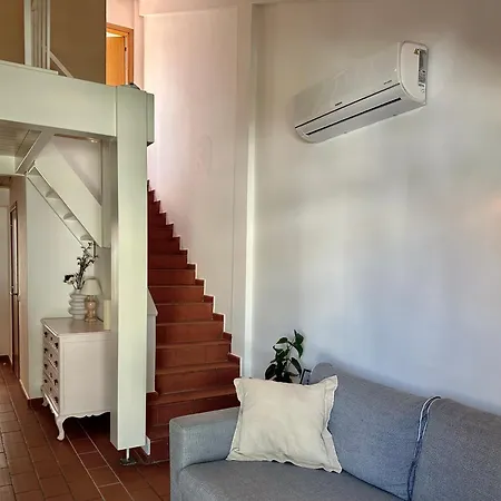 The Tree House 96c - * Lagos